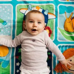 Magiczne sposoby na wspieranie rozwoju 5-miesięcznego niemowlaka w domu