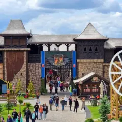Do kiedy jest czynna Energylandia? Godziny otwarcia i sezon