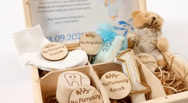 Wyjątkowe prezenty na chrzest dla chłopca: praktyczne i sentymentalne propozycje