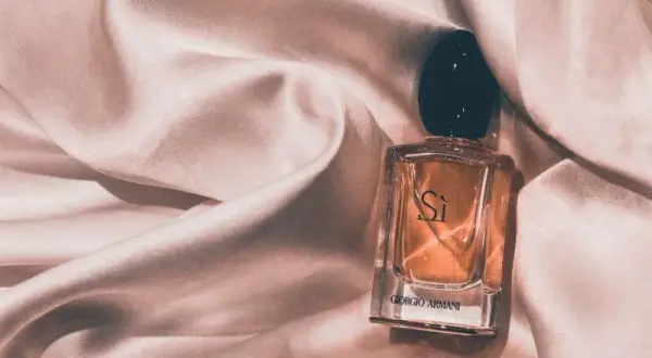 Najtrwalsze perfumy damskie, które przetrwają nawet całodzienne wyzwania